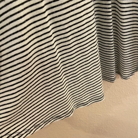 Soprano Striped Tank Top - Picture 4 of 5